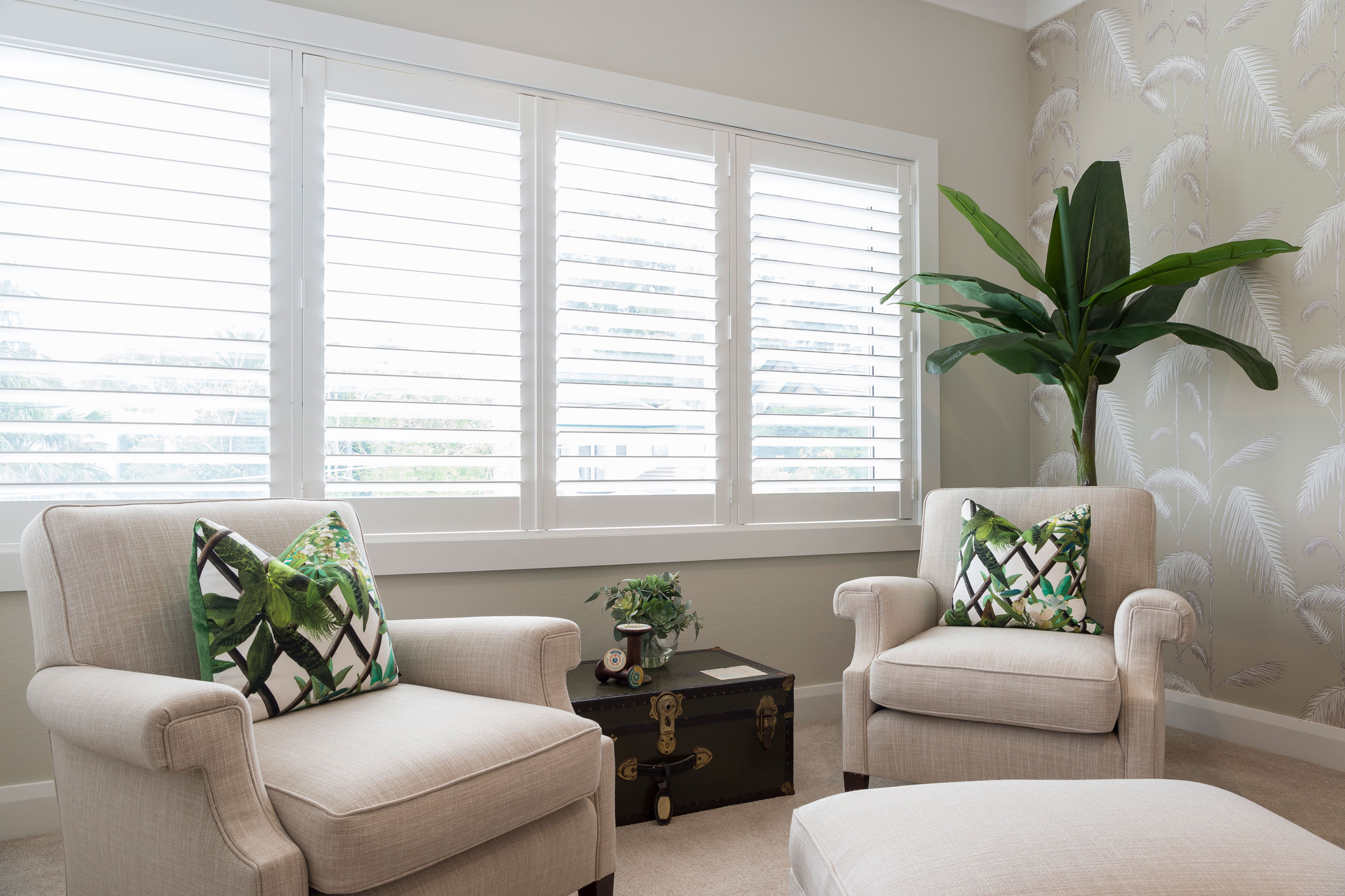 Green and neutral colour scheme in Watsons Bay Bedroom designed by Rachel Boden Interiors Australia